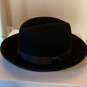 Philip Loving Blue bottom hat never been worn